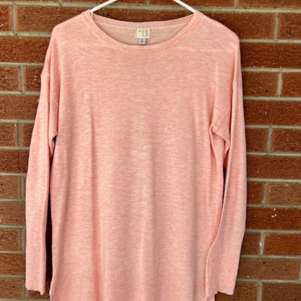 Pink and White Heather Lightweight Knit Sweater